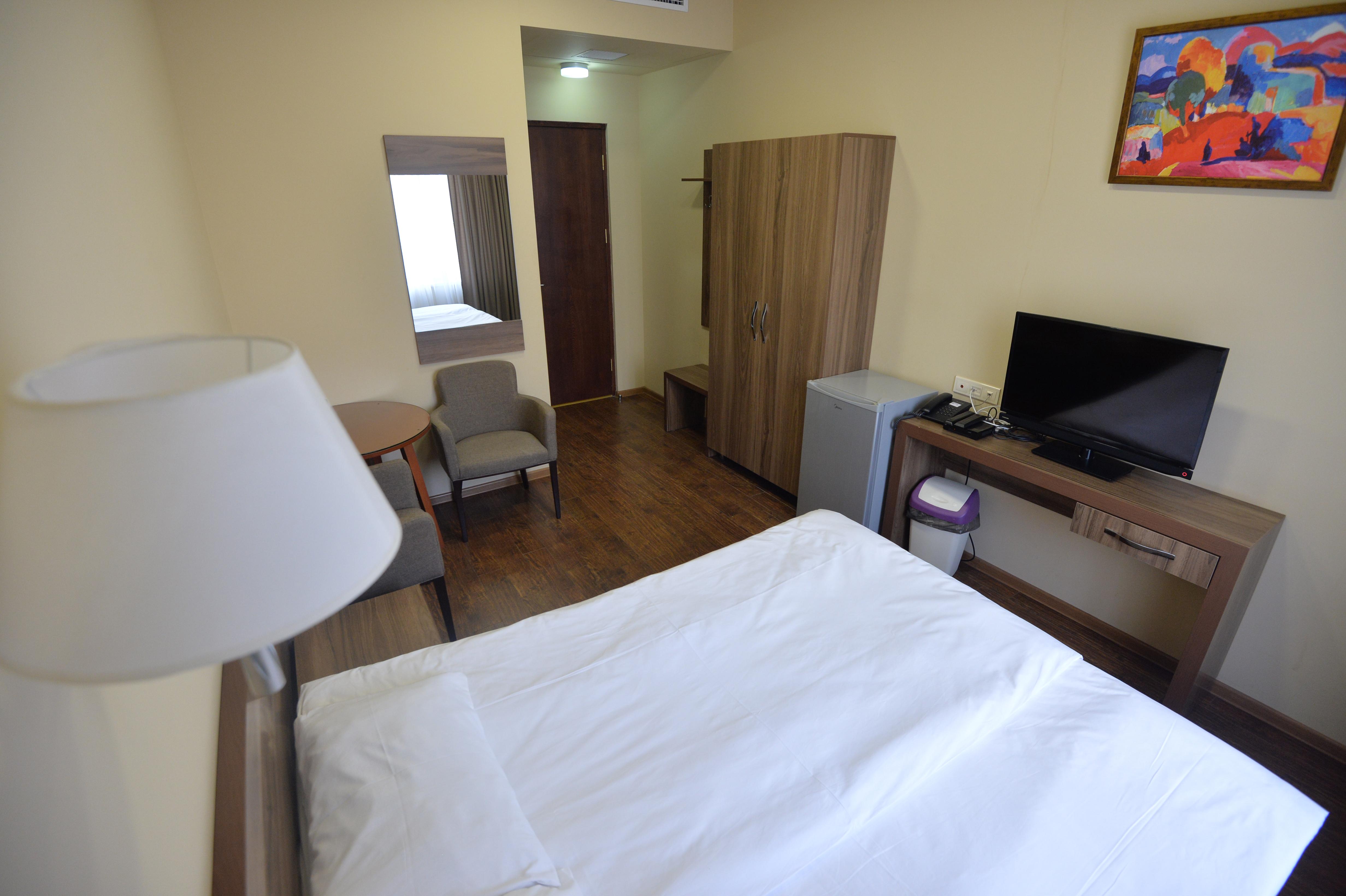 Yerevan Deluxe Hotel Екстер'єр фото
