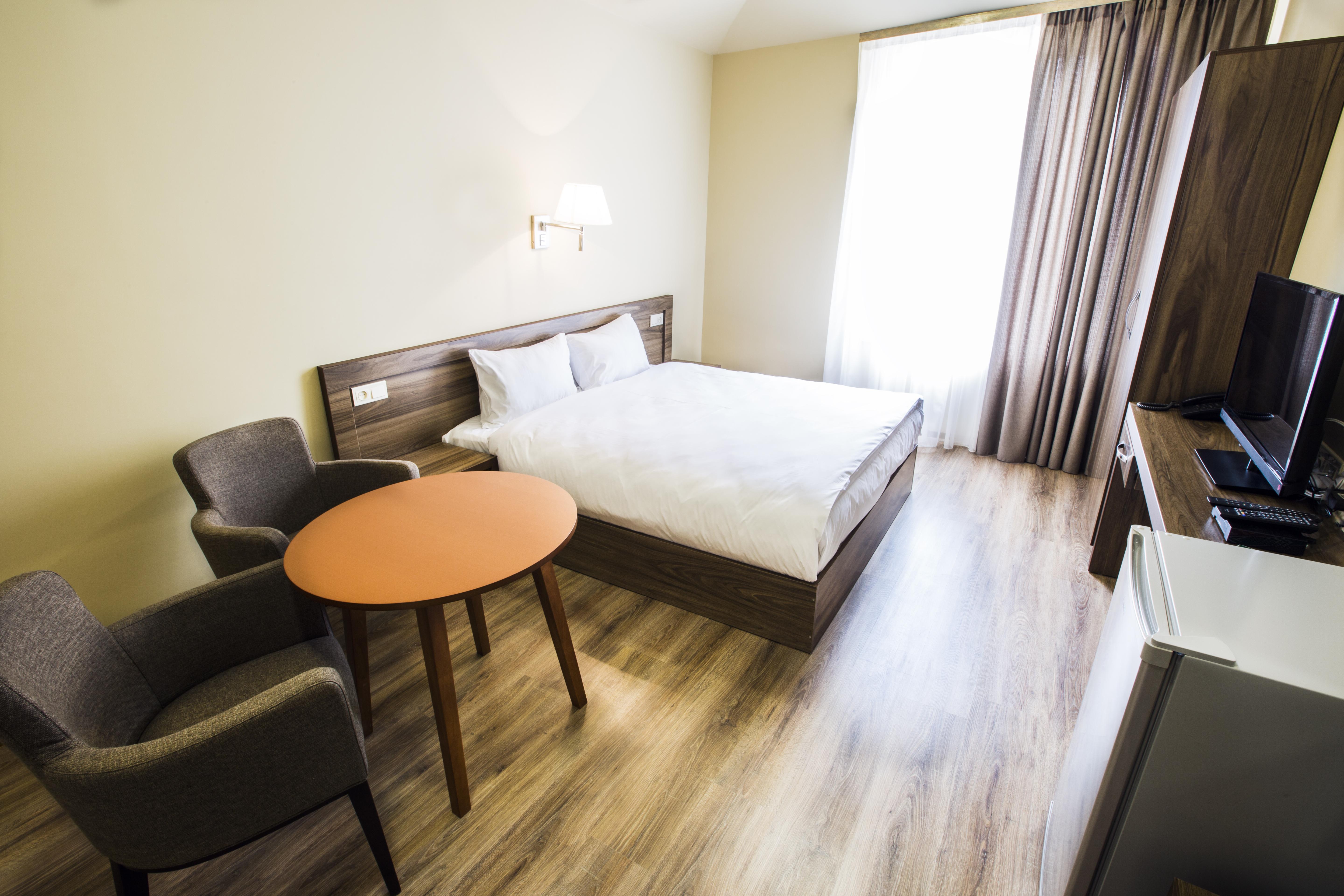 Yerevan Deluxe Hotel Екстер'єр фото