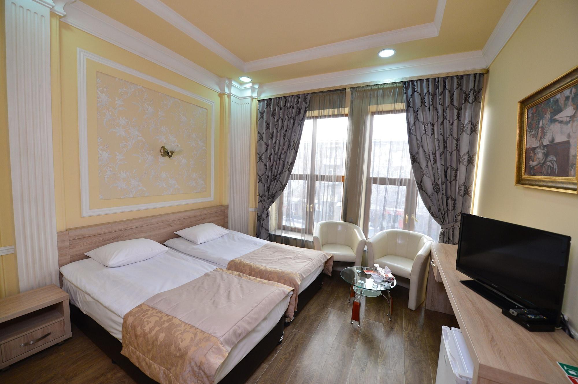 Yerevan Deluxe Hotel Екстер'єр фото