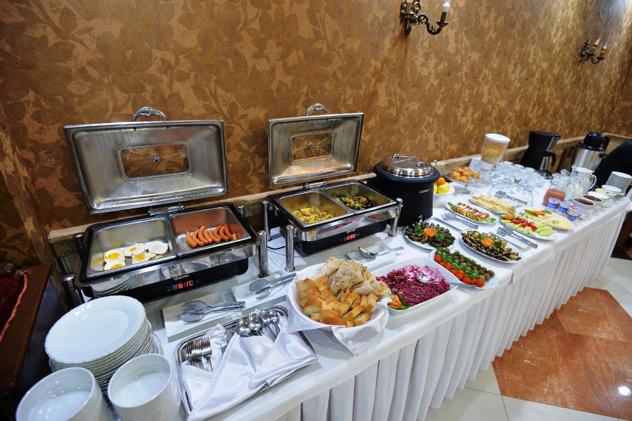 Yerevan Deluxe Hotel Екстер'єр фото